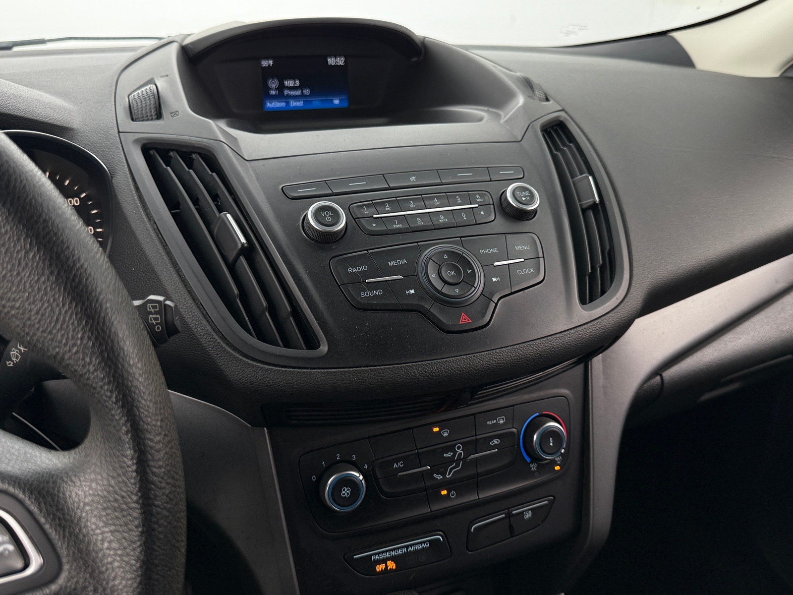 Thumbnail: 2019 Ford Escape - 4