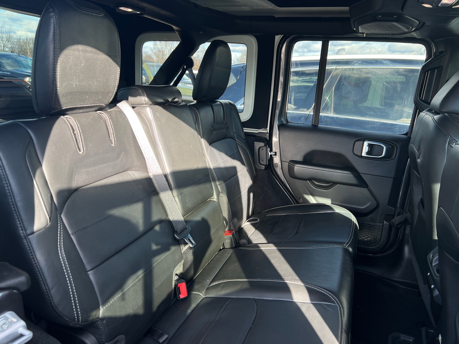 Thumbnail: 2022 Jeep Wrangler - 5