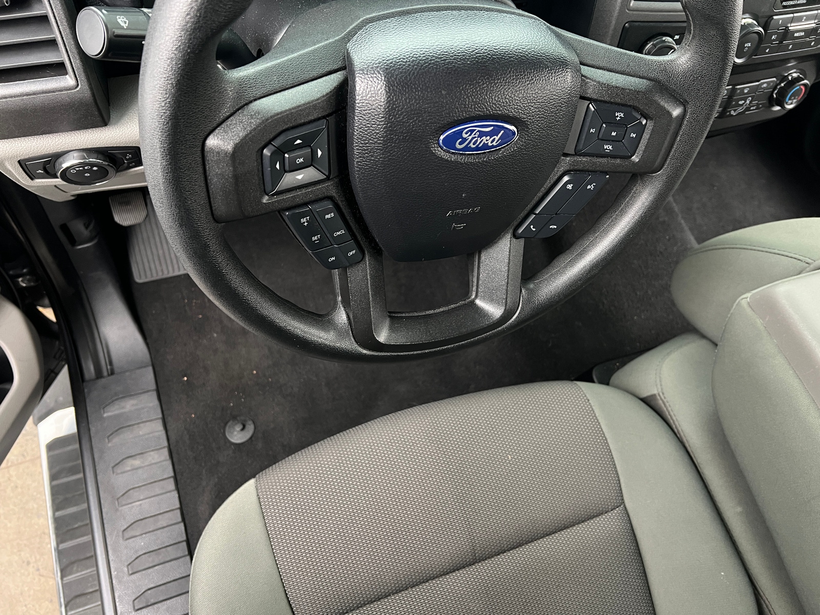 Thumbnail: 2021 Ford Econoline - 5