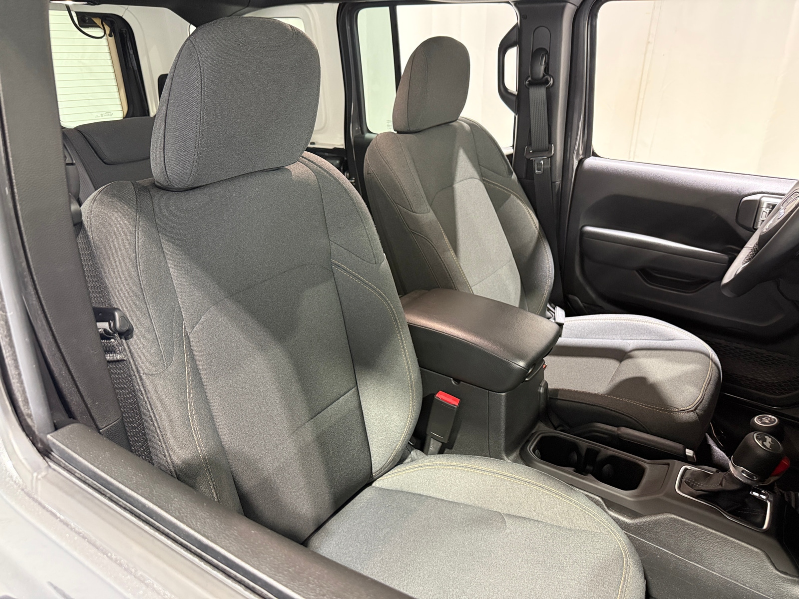 Thumbnail: 2025 Jeep Wrangler - 2