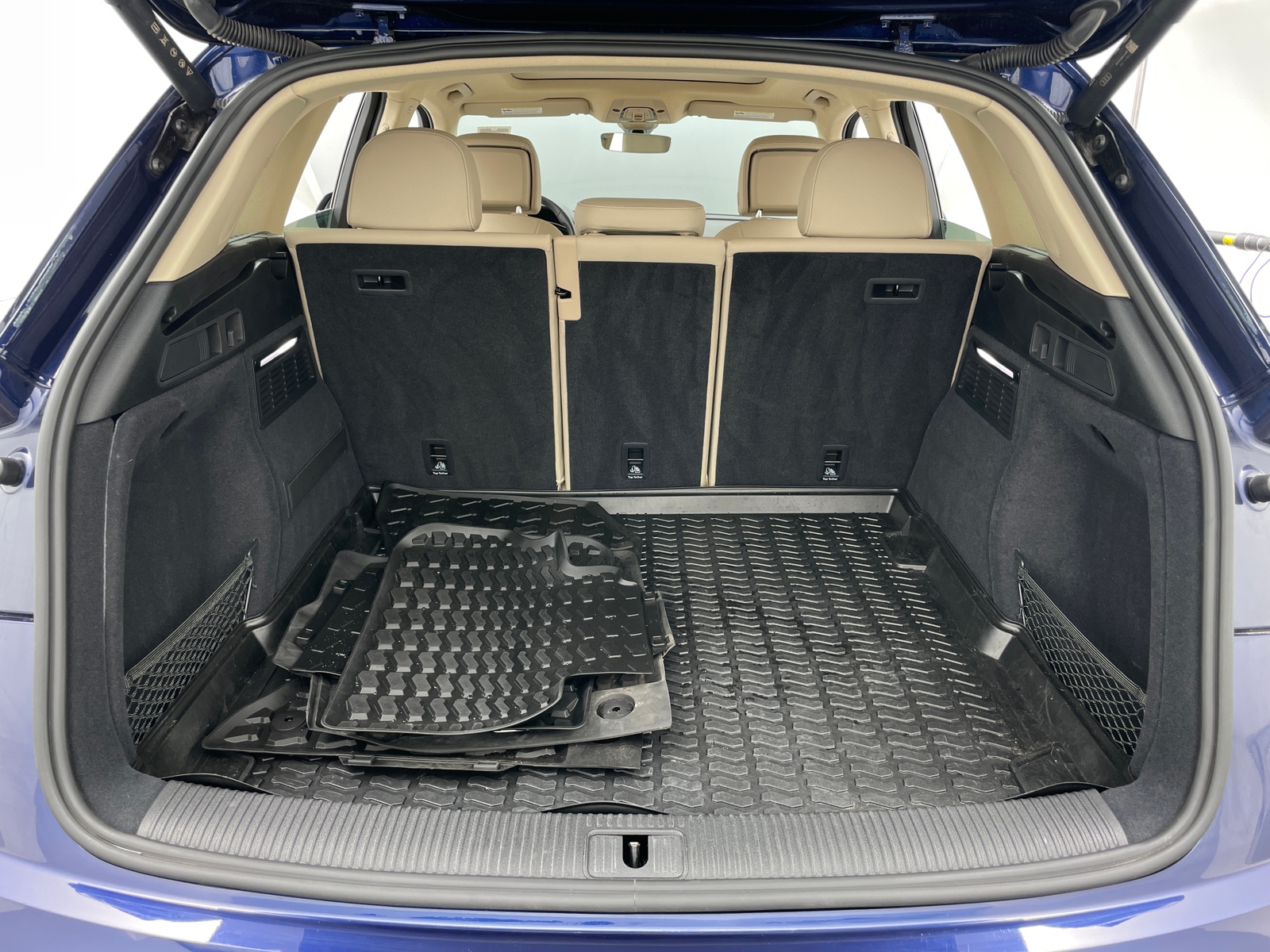 Thumbnail: 2023 Audi Q5 - 6