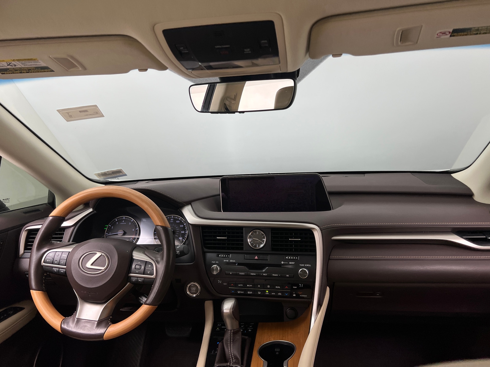 Thumbnail: 2019 Lexus RX - 2