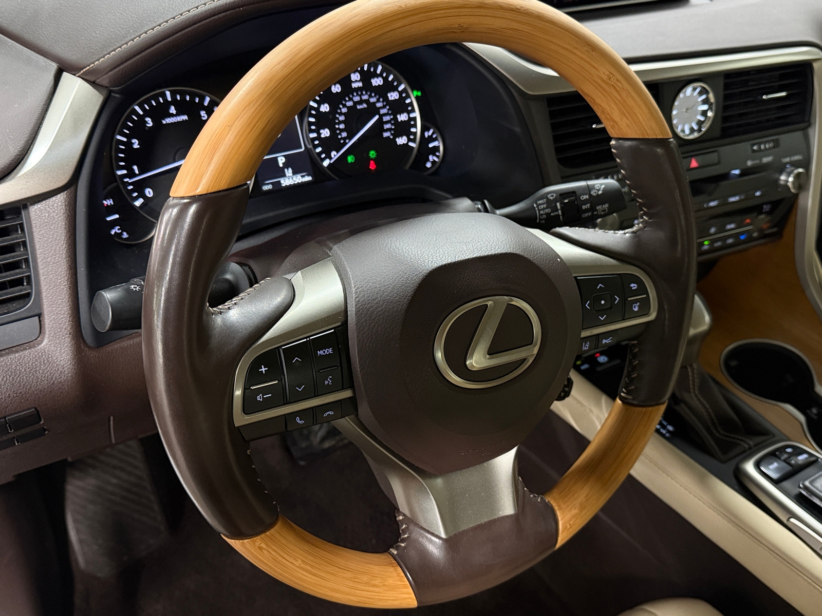 Thumbnail: 2019 Lexus RX - 4