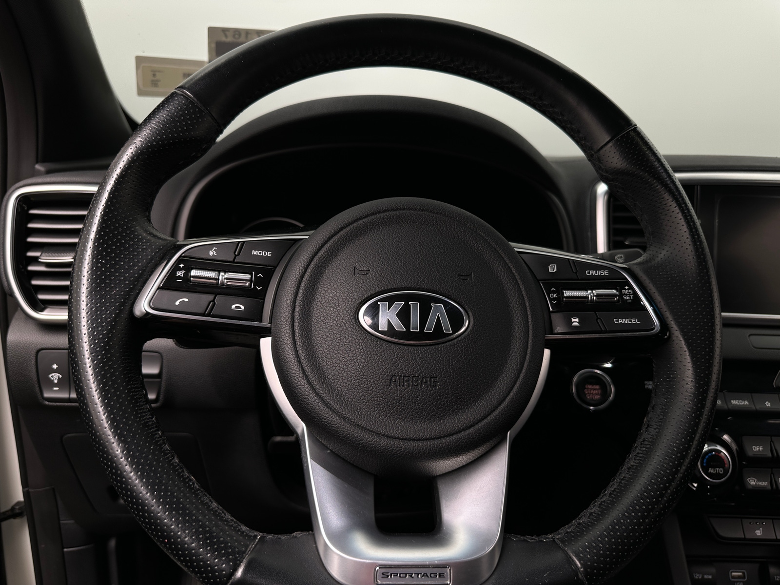 Thumbnail: 2021 Kia Sportage - 4
