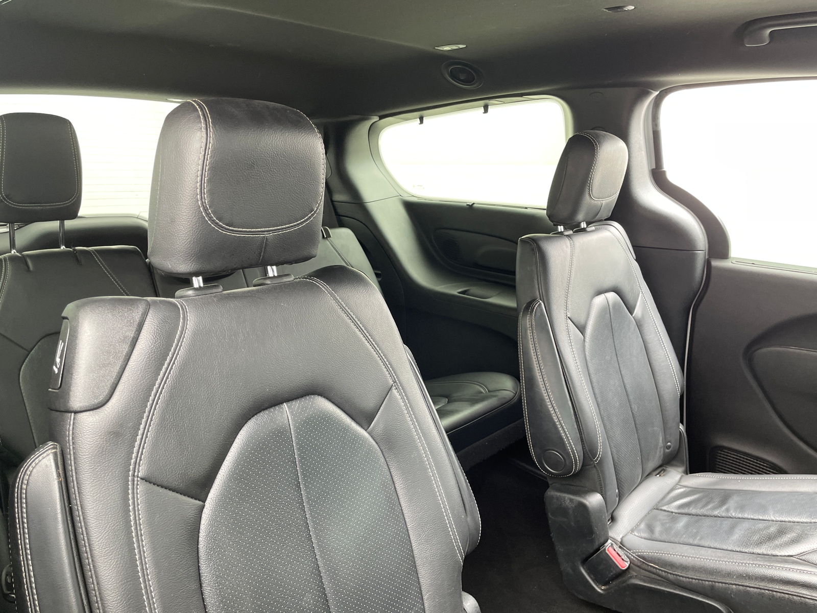 Thumbnail: 2019 Chrysler Pacifica - 5