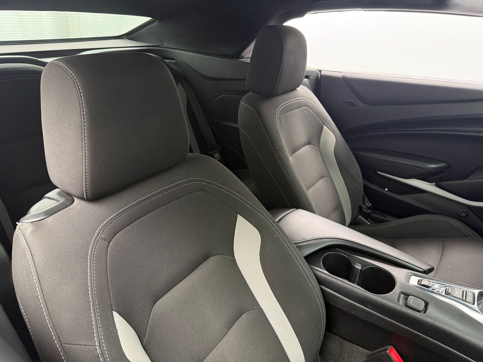 Thumbnail: 2019 Chevrolet Camaro - 2