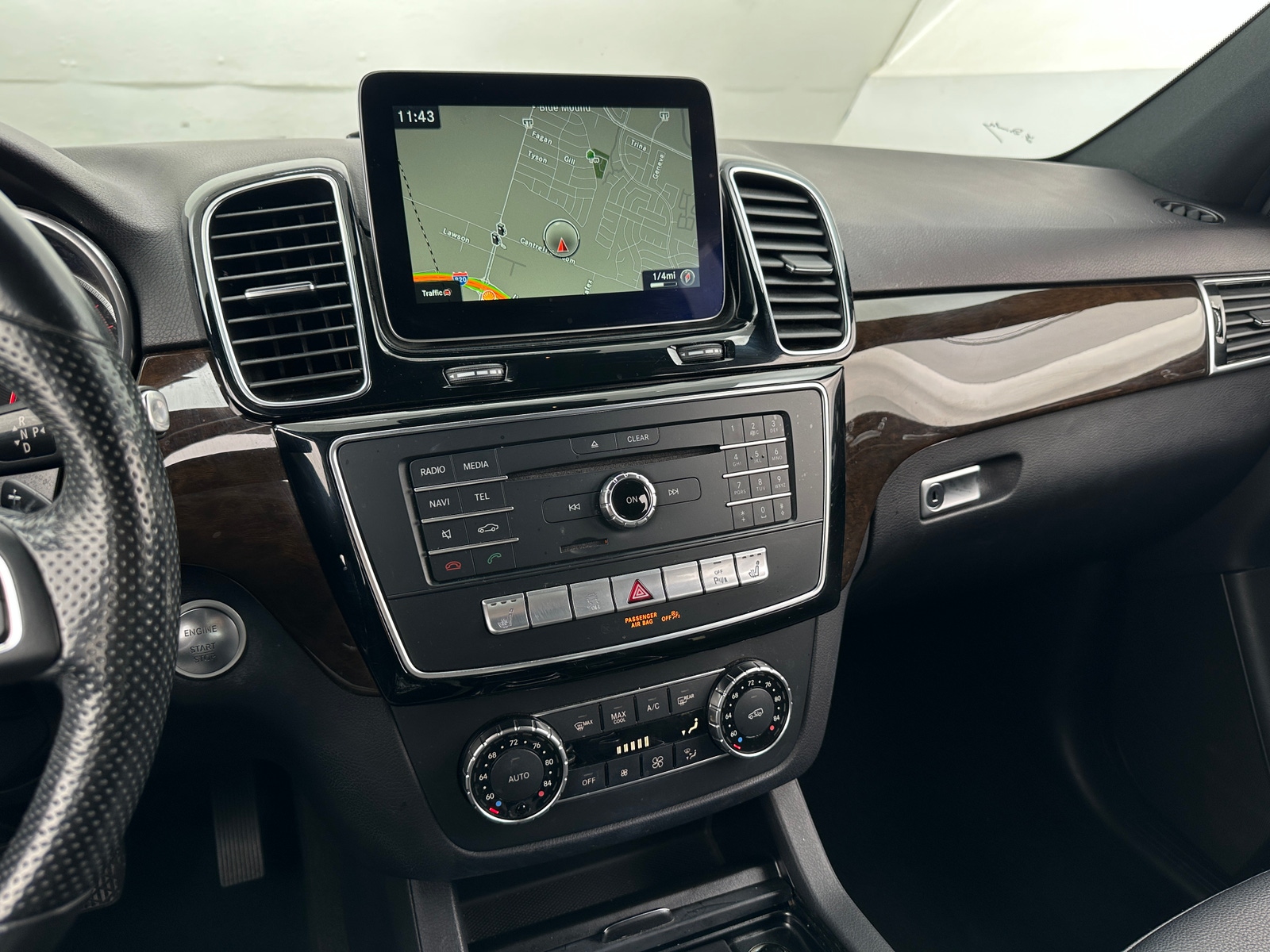 Thumbnail: 2017 Mercedes-Benz GLE - 3