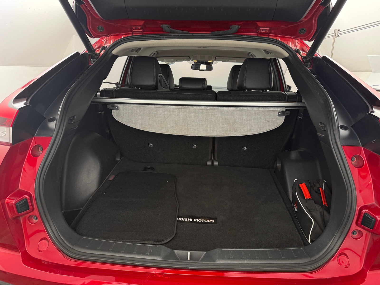 Thumbnail: 2024 Mitsubishi Eclipse Cross - 7