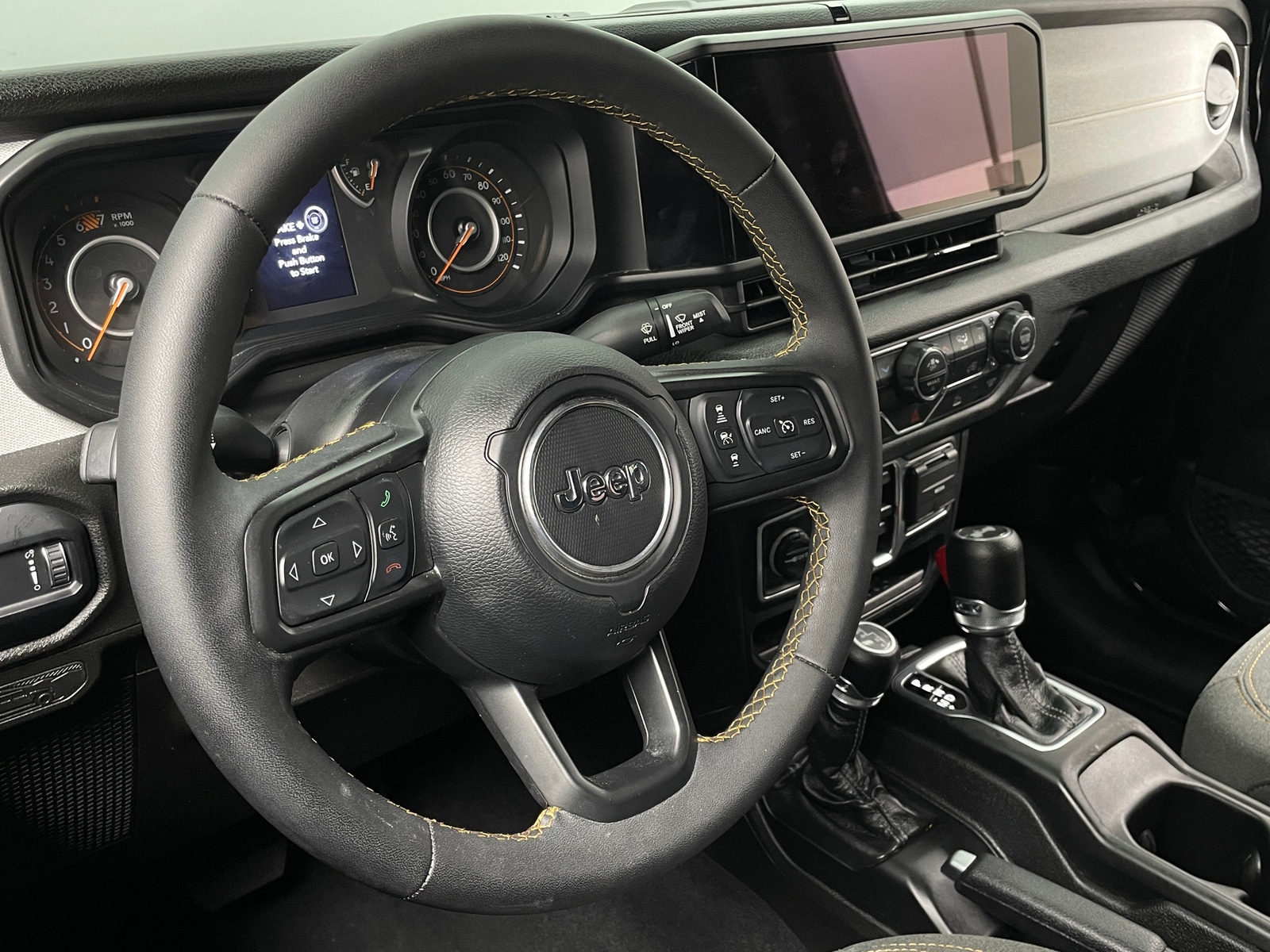 Thumbnail: 2024 Jeep Wrangler - 5