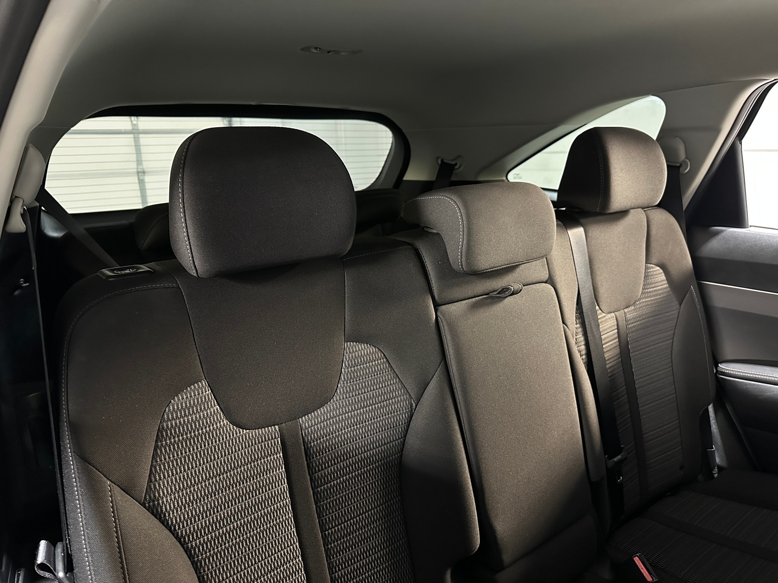 Thumbnail: 2023 Kia Sorento - 6