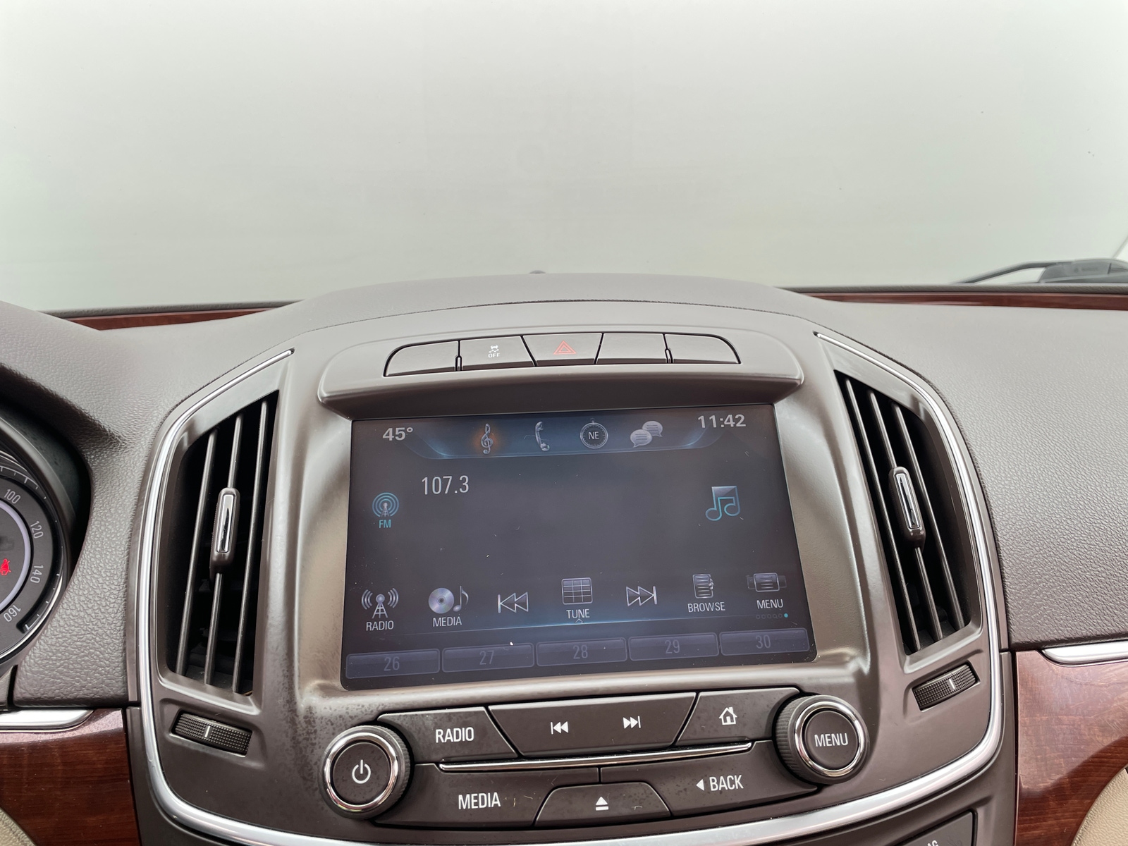 Thumbnail: 2017 Buick Regal - 3