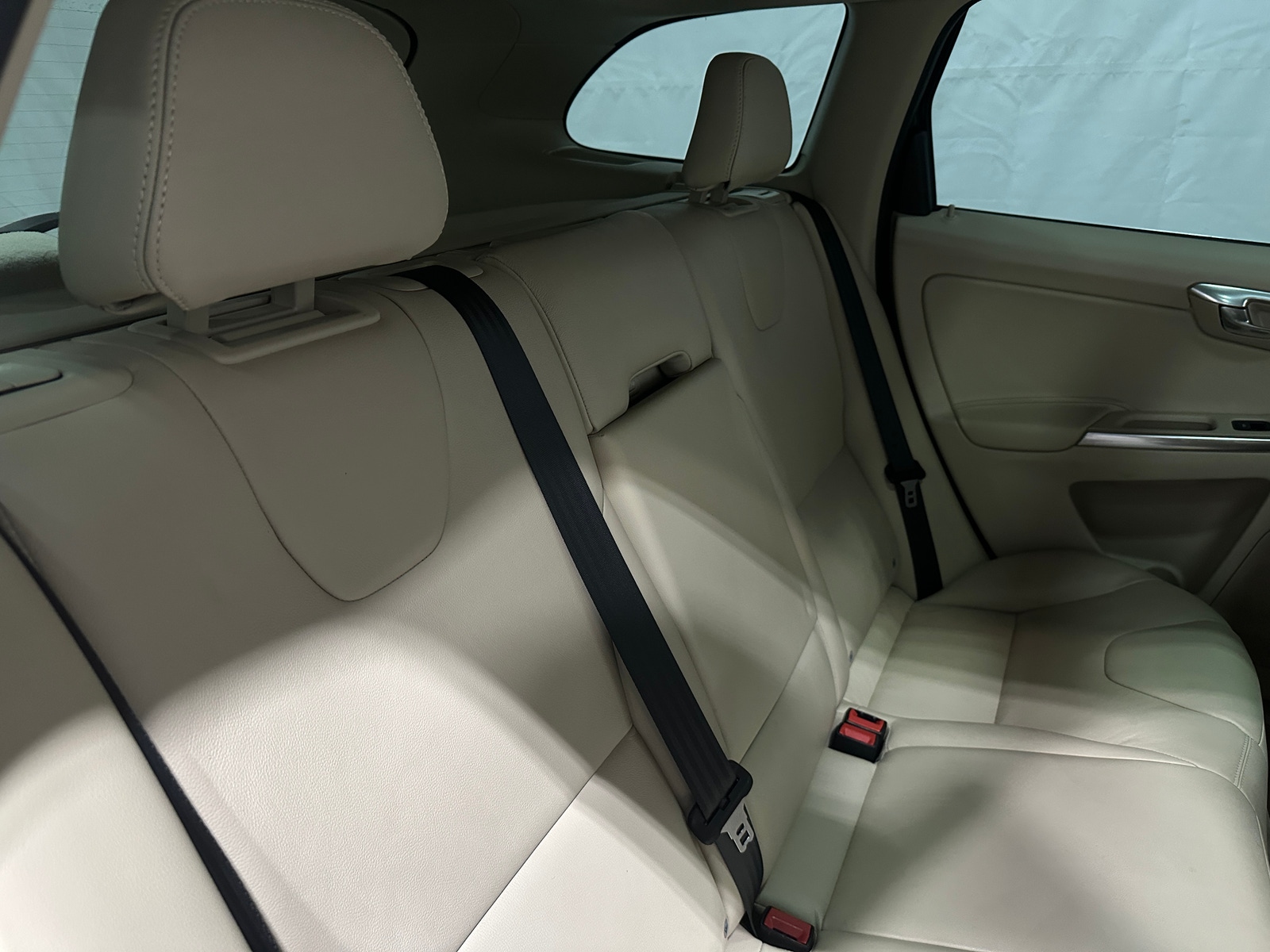 Thumbnail: 2015 Volvo XC60 - 5