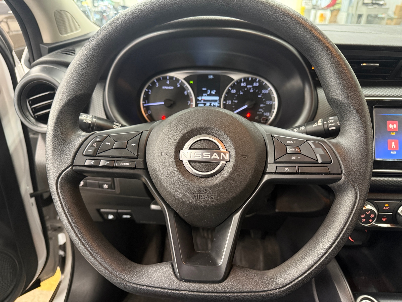 Thumbnail: 2024 Nissan Kicks - 5