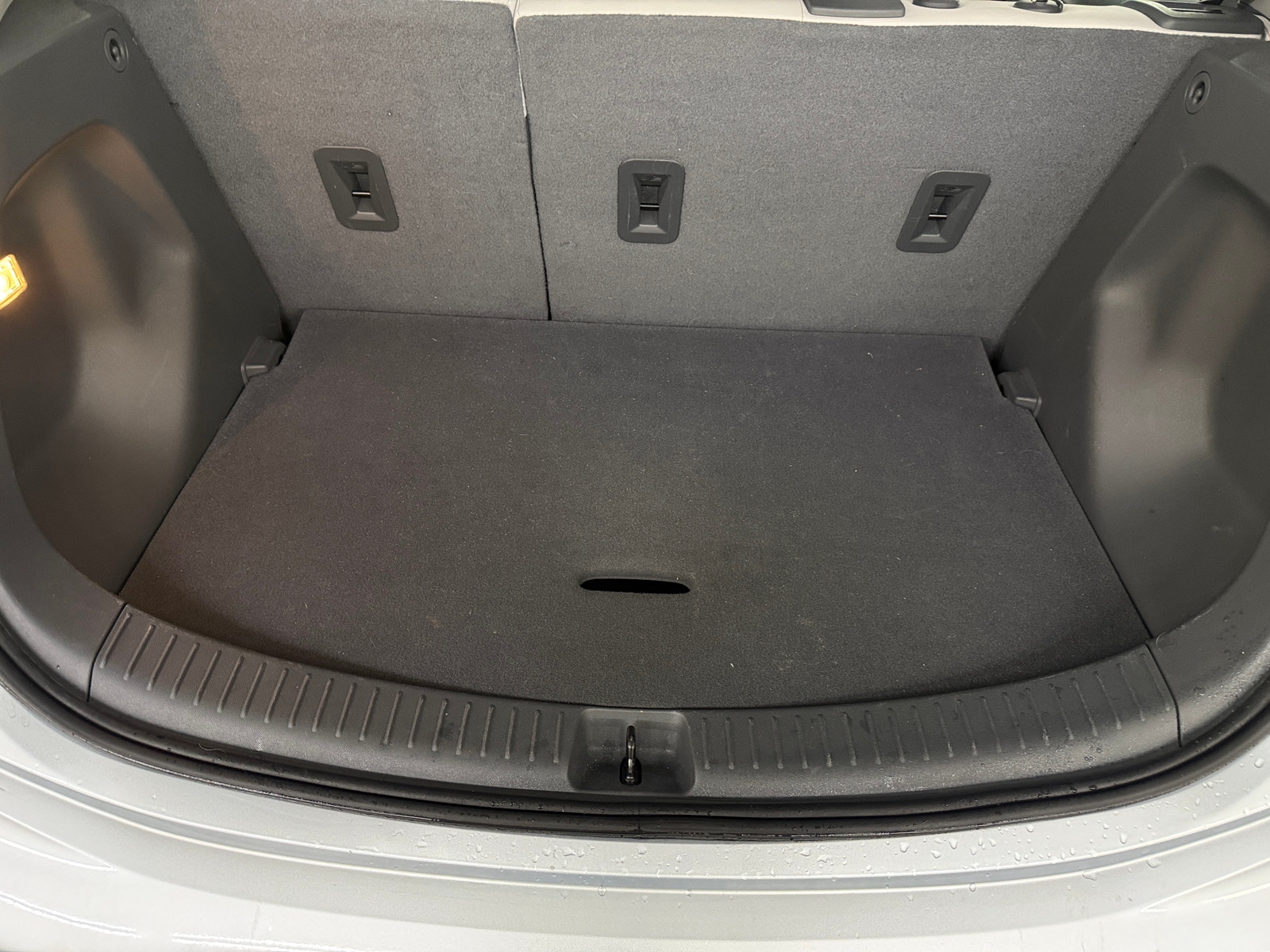 Thumbnail: 2017 Chevrolet Bolt EV - 6