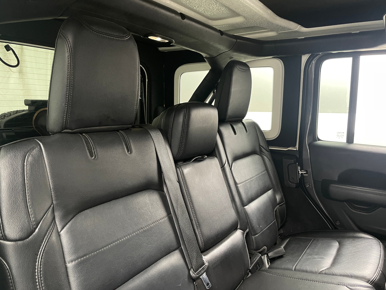 Thumbnail: 2021 Jeep Wrangler - 5