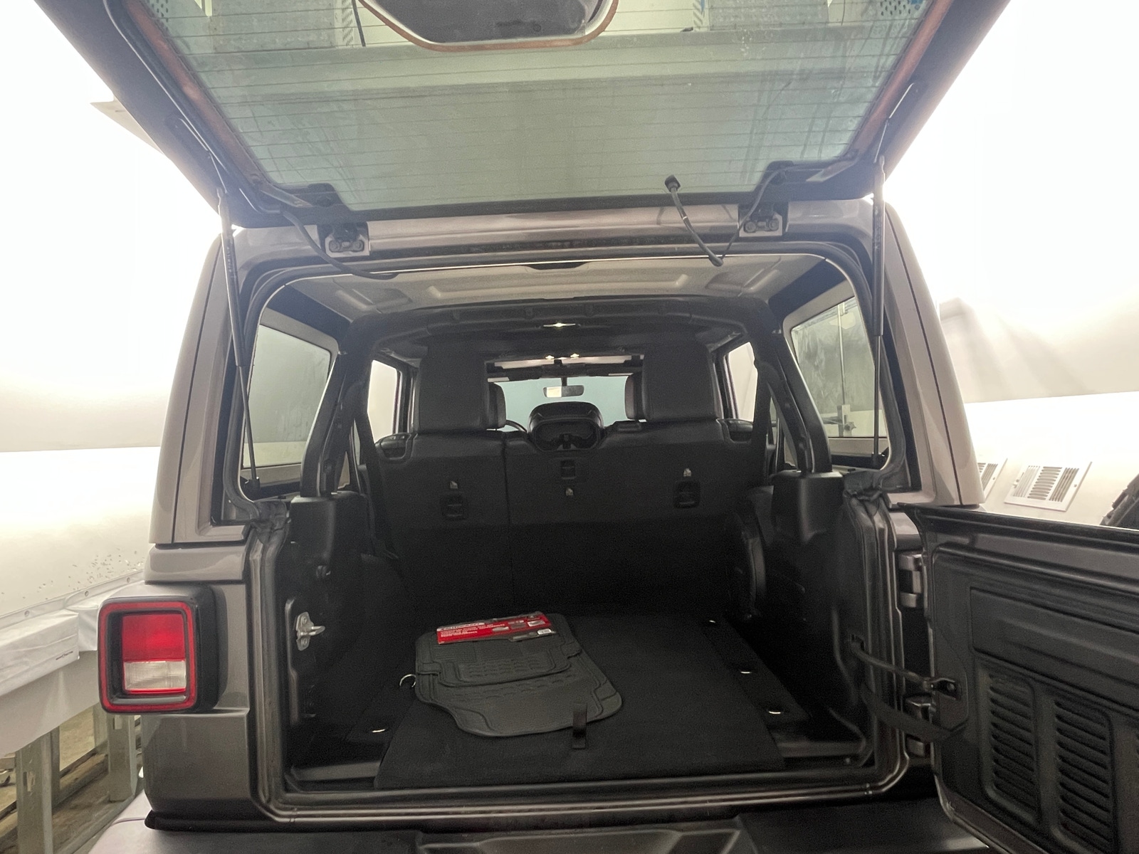 Thumbnail: 2021 Jeep Wrangler - 6