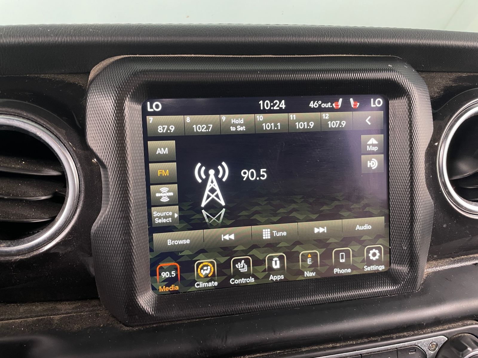 Thumbnail: 2021 Jeep Wrangler - 3