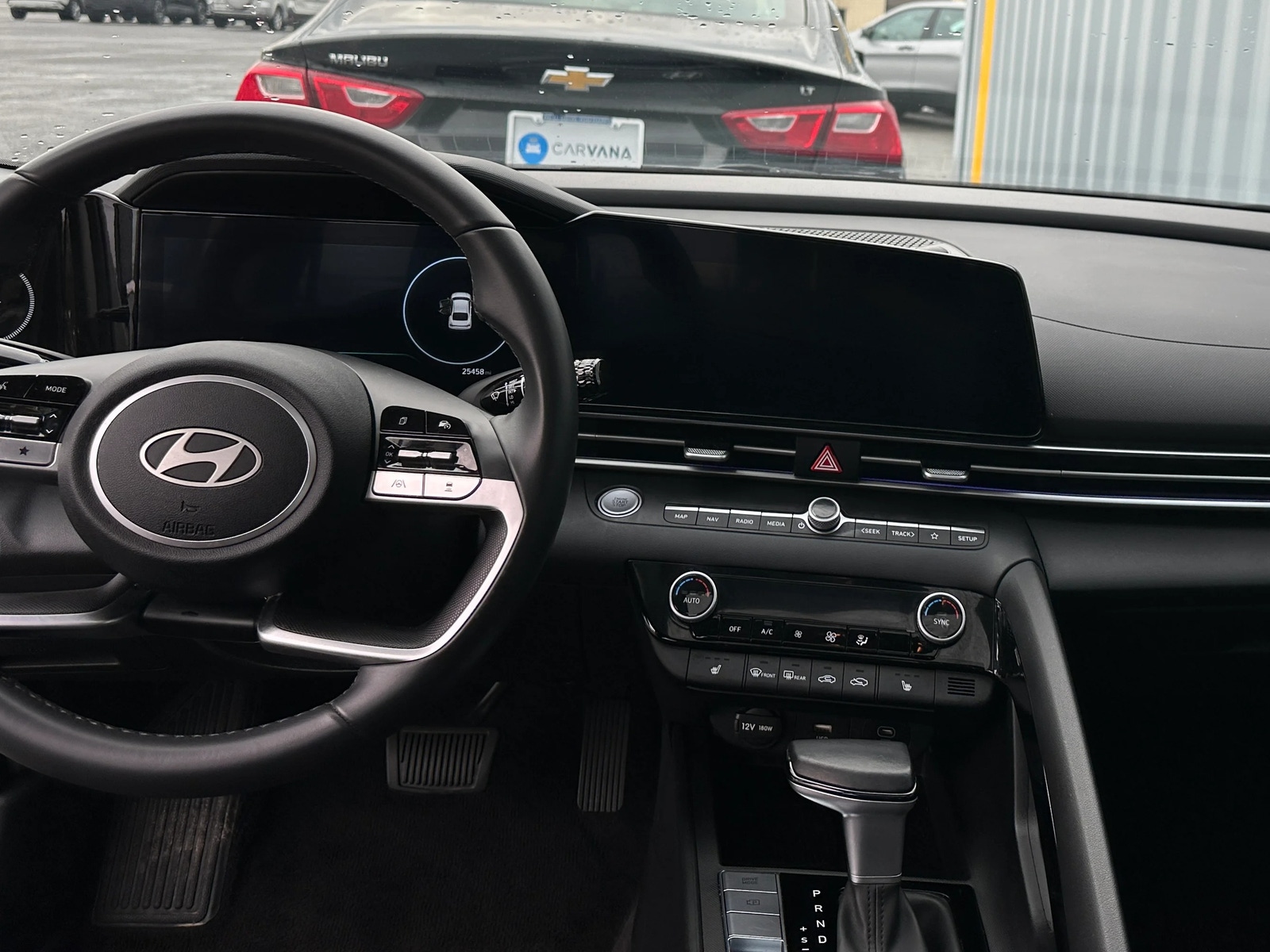 Thumbnail: 2025 Hyundai Elantra - 3