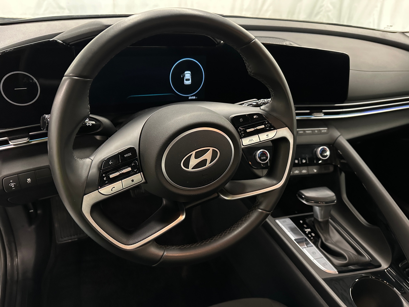 Thumbnail: 2025 Hyundai Elantra - 5