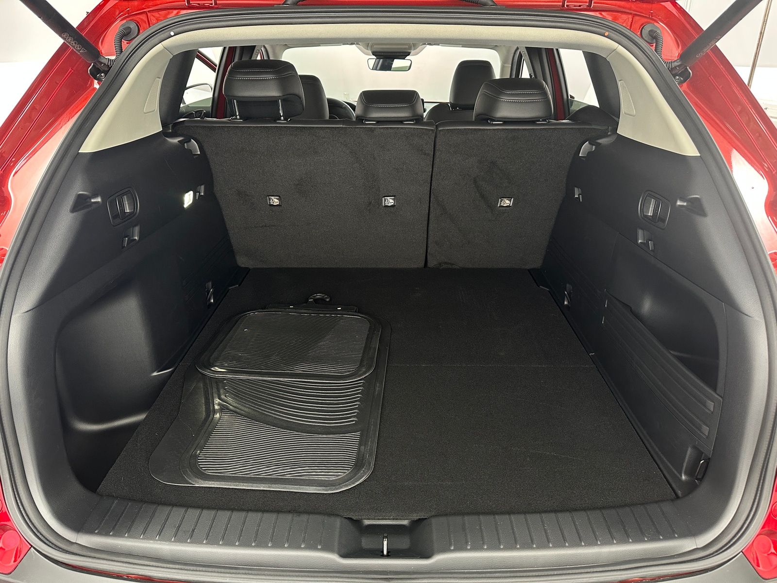 Thumbnail: 2025 Mazda CX-50 - 6