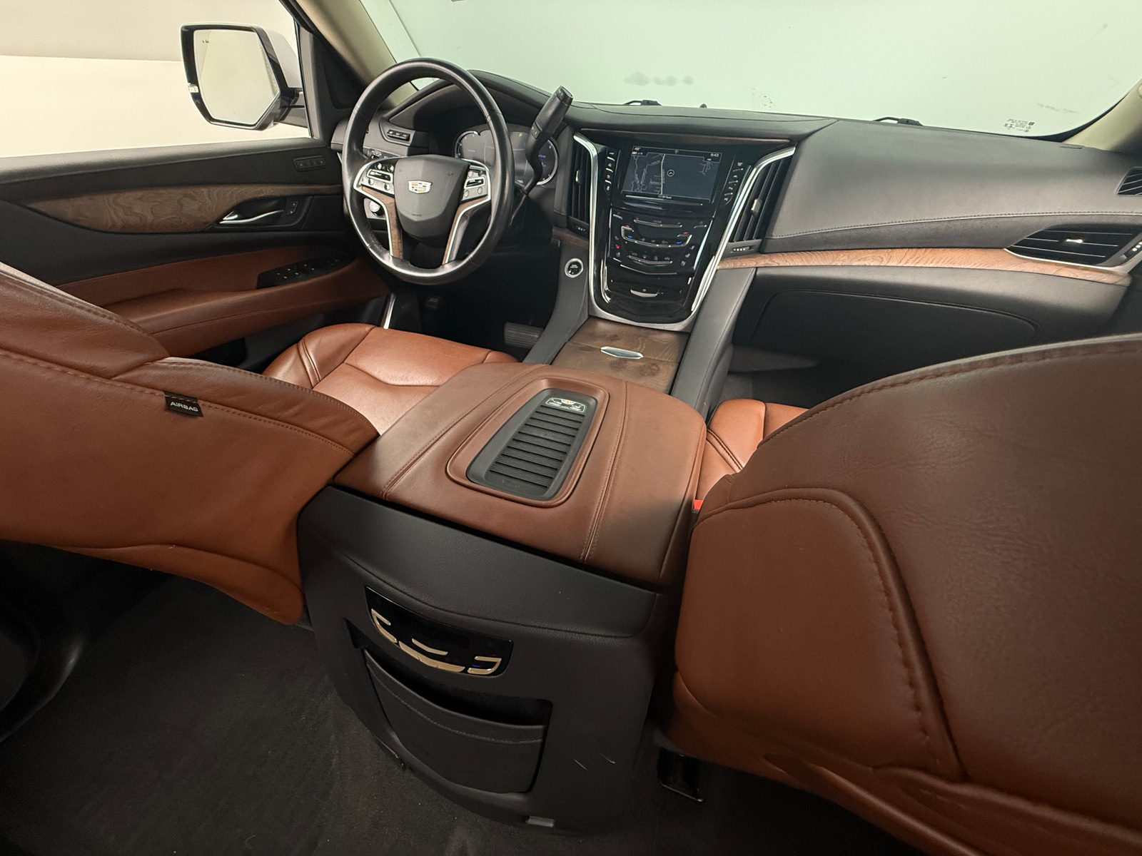 Thumbnail: 2019 Cadillac Escalade - 2