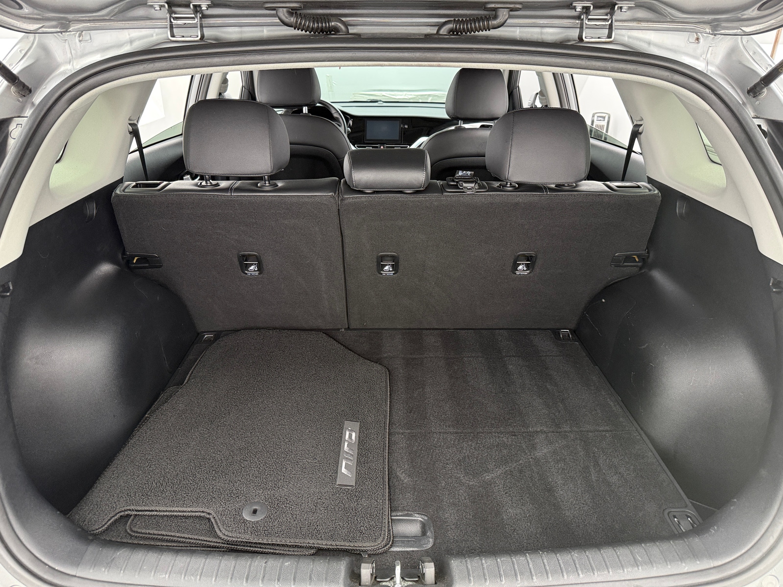 Thumbnail: 2022 Kia Niro - 7