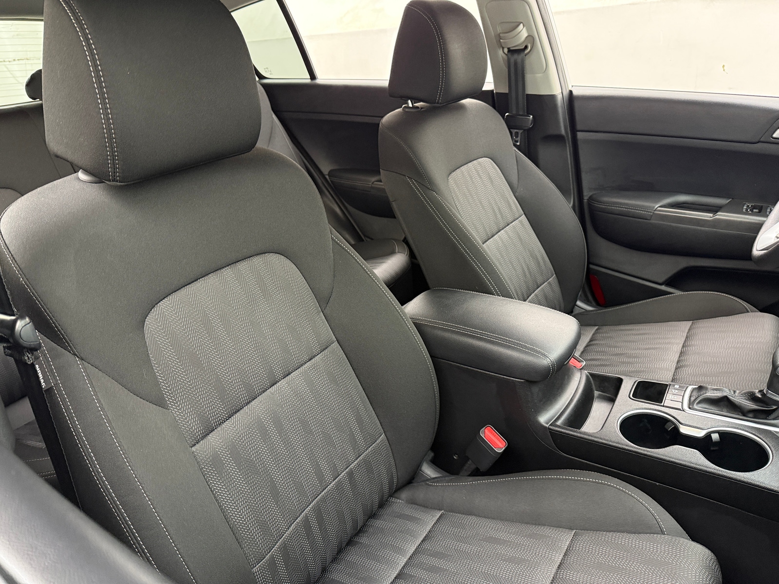 Thumbnail: 2022 Kia Sportage - 2