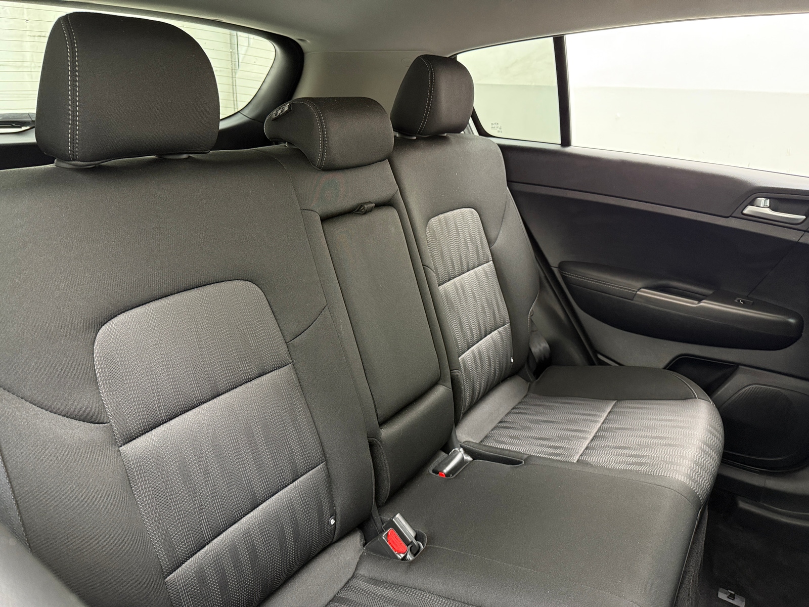 Thumbnail: 2022 Kia Sportage - 6