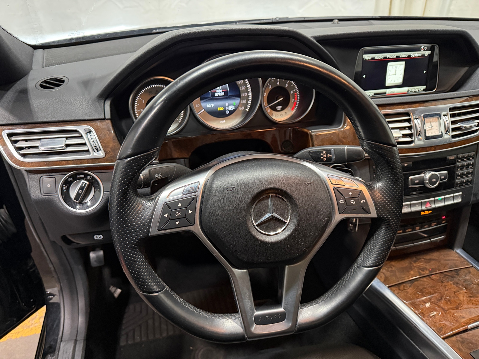 Thumbnail: 2014 Mercedes-Benz E-Class - 4