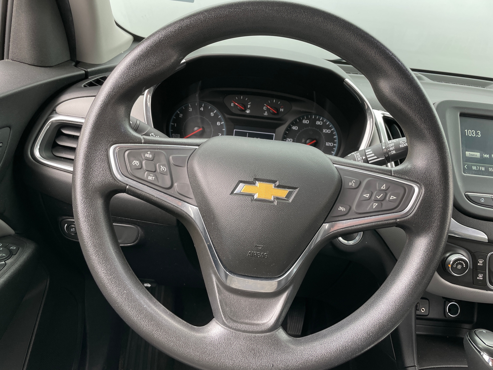 Thumbnail: 2018 Chevrolet Equinox - 5