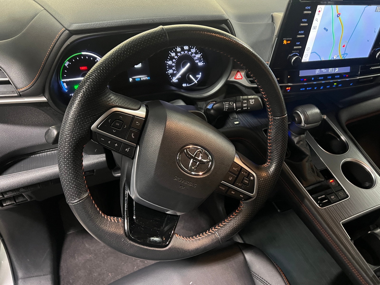 Thumbnail: 2021 Toyota Sienna - 4