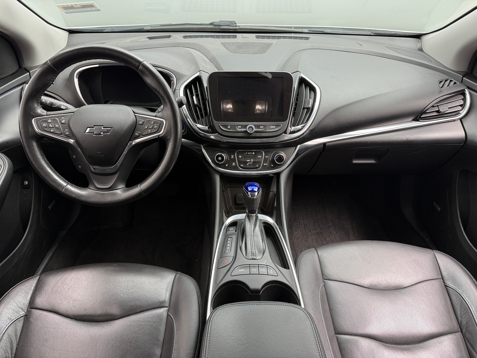 Thumbnail: 2016 Chevrolet Volt - 2