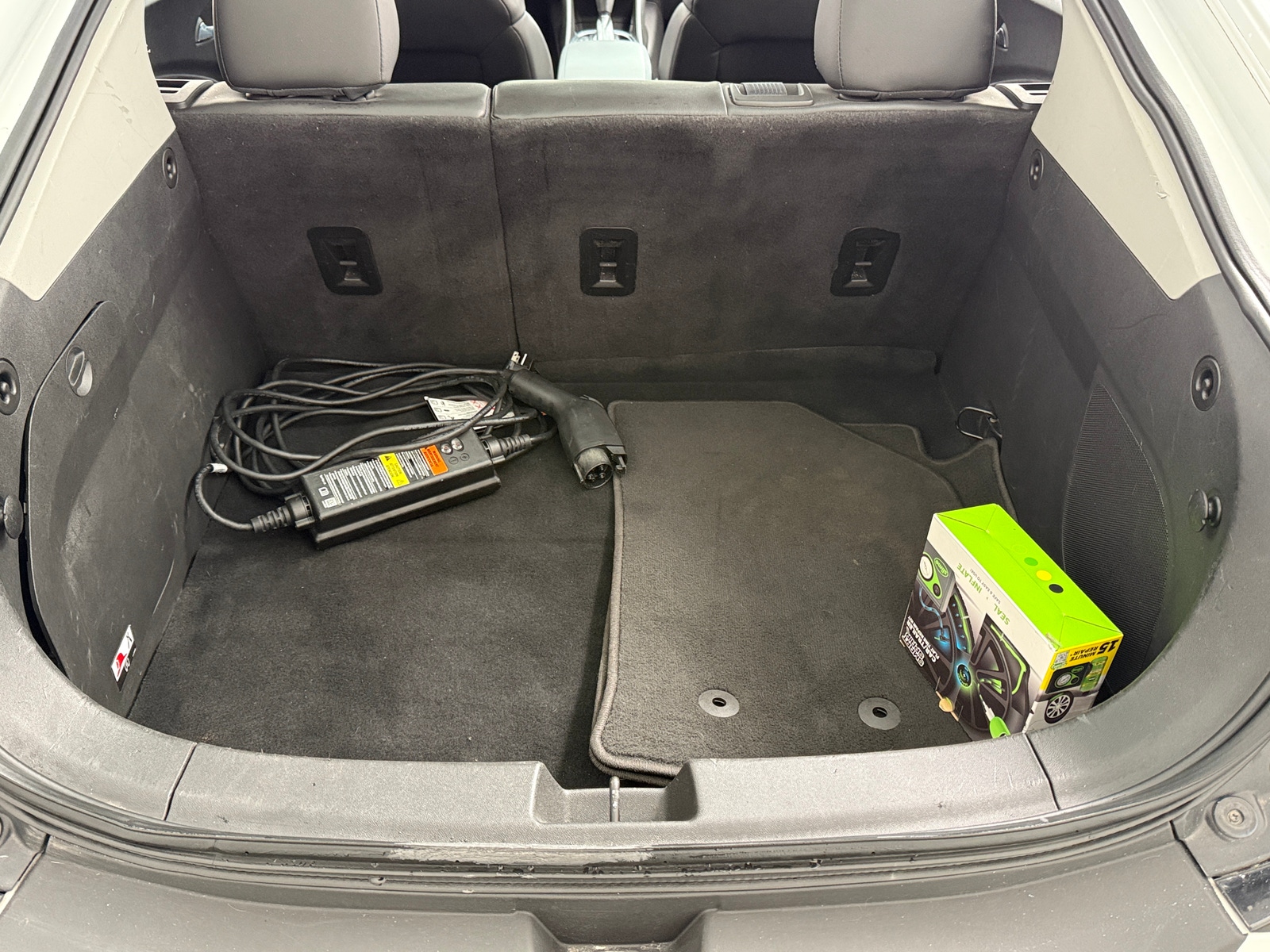 Thumbnail: 2016 Chevrolet Volt - 6