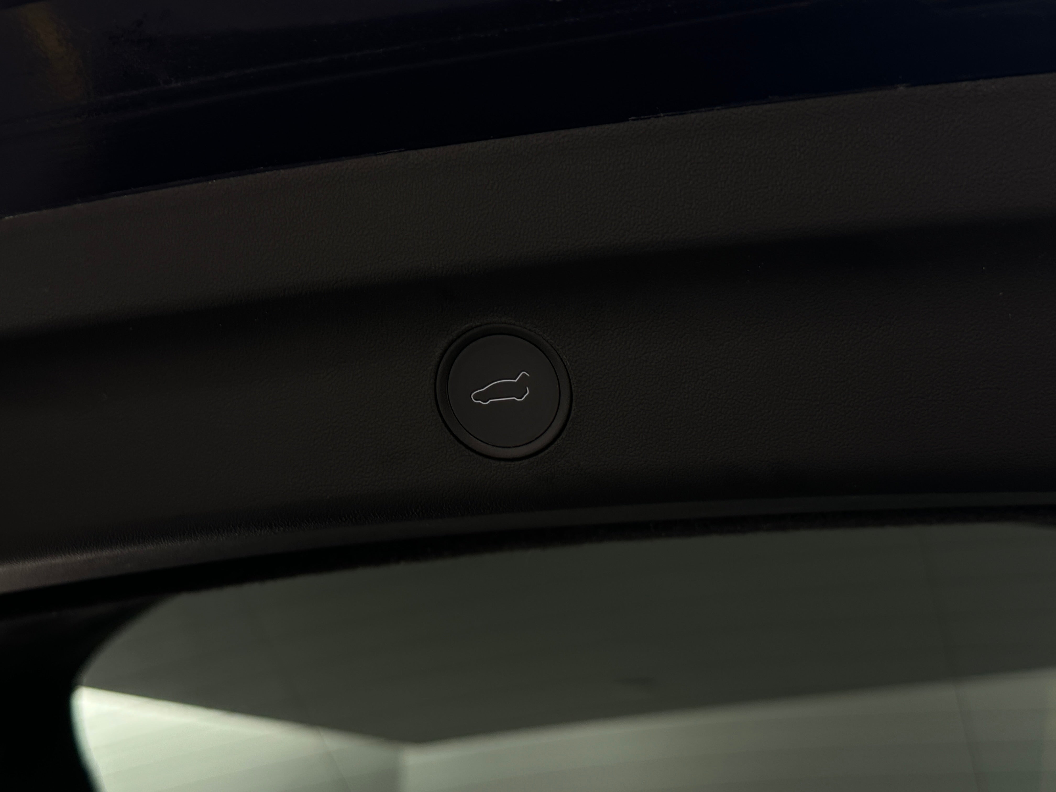 Used 2022 Tesla Model Y Long Range with VIN 7SAYGDEE1NF435499 for sale in Northfield, Minnesota