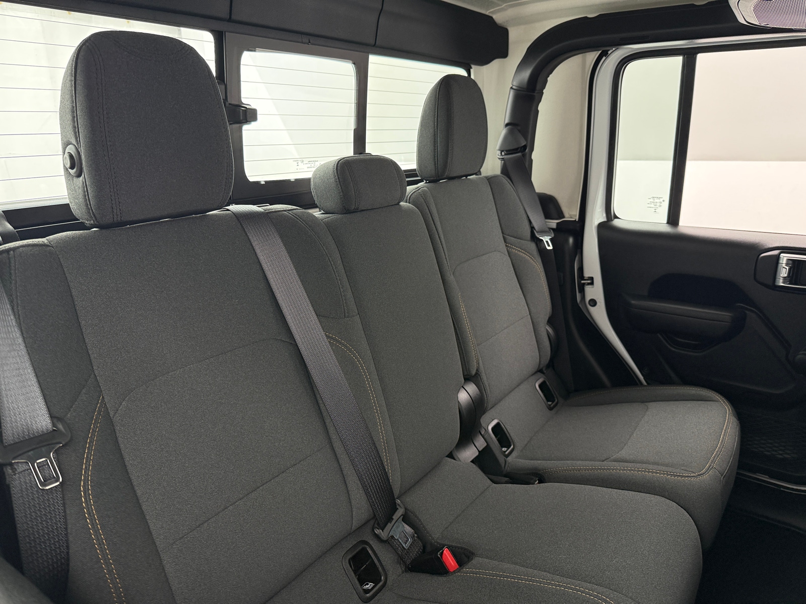 Thumbnail: 2024 Jeep Gladiator - 6