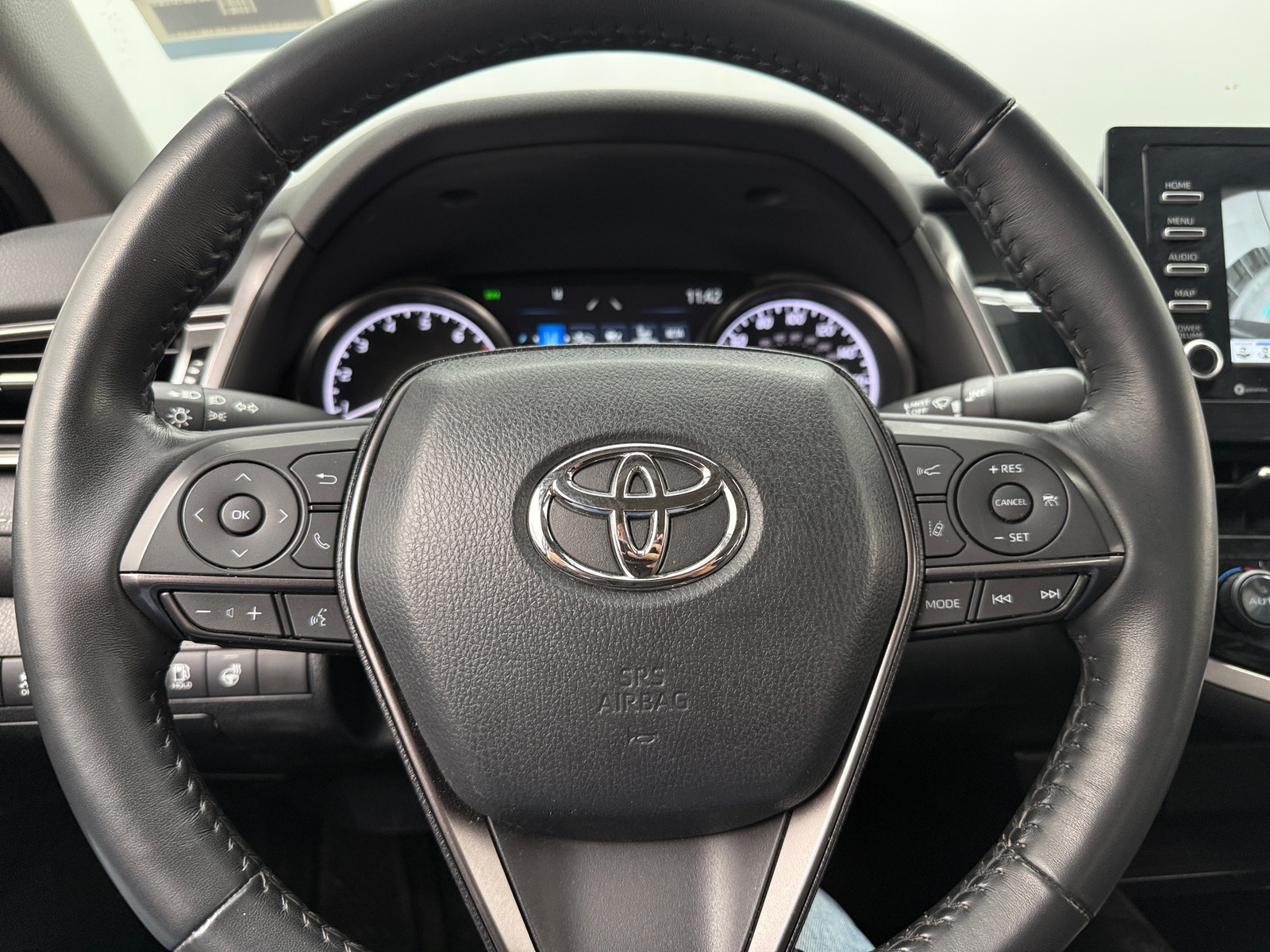 Thumbnail: 2022 Toyota Camry - 5