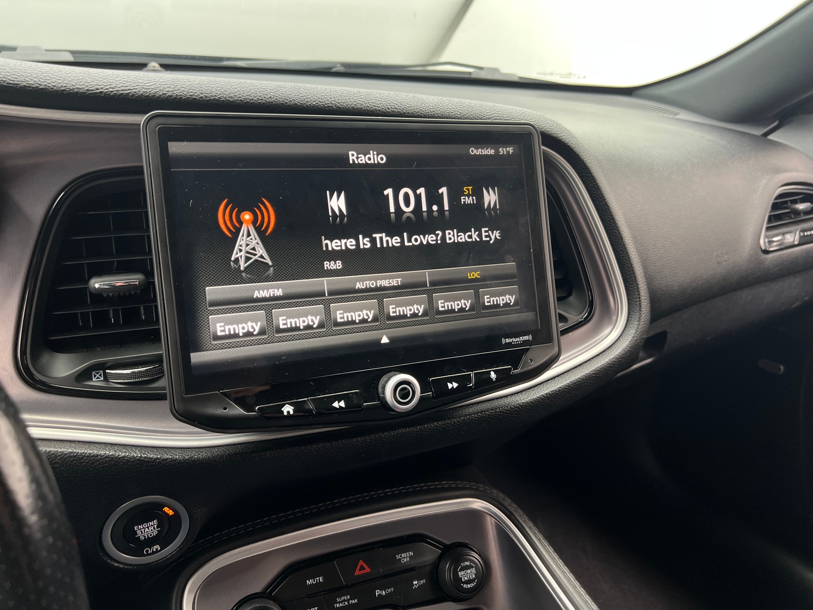 Thumbnail: 2019 Dodge Challenger - 3