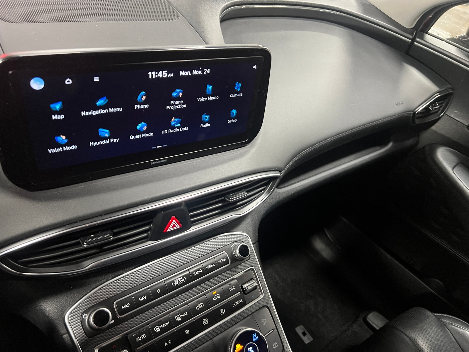 Thumbnail: 2023 Hyundai Santa Fe - 3