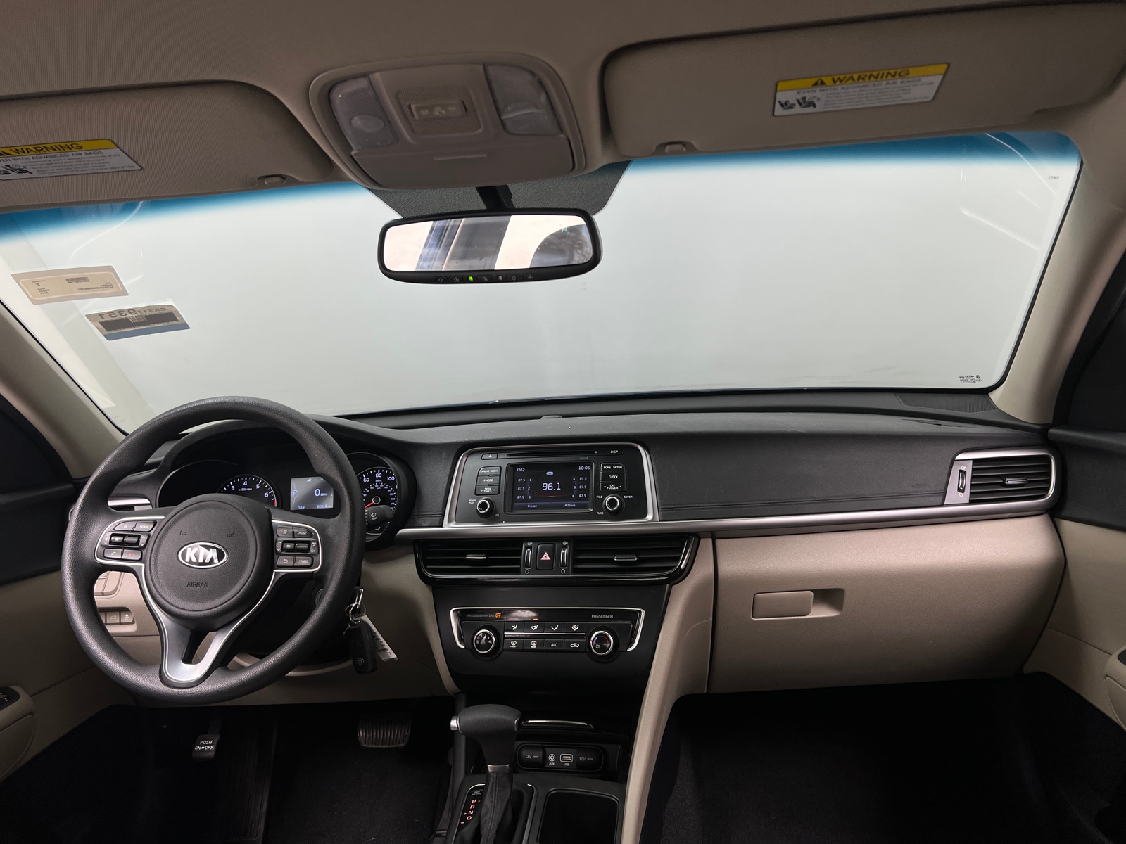 Thumbnail: 2016 Kia Optima - 3