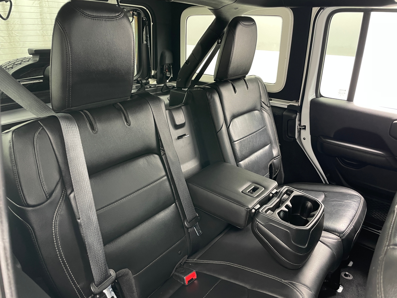 Thumbnail: 2018 Jeep Wrangler - 5