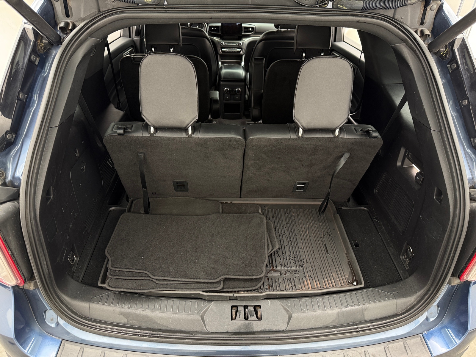 Thumbnail: 2020 Ford Explorer - 6