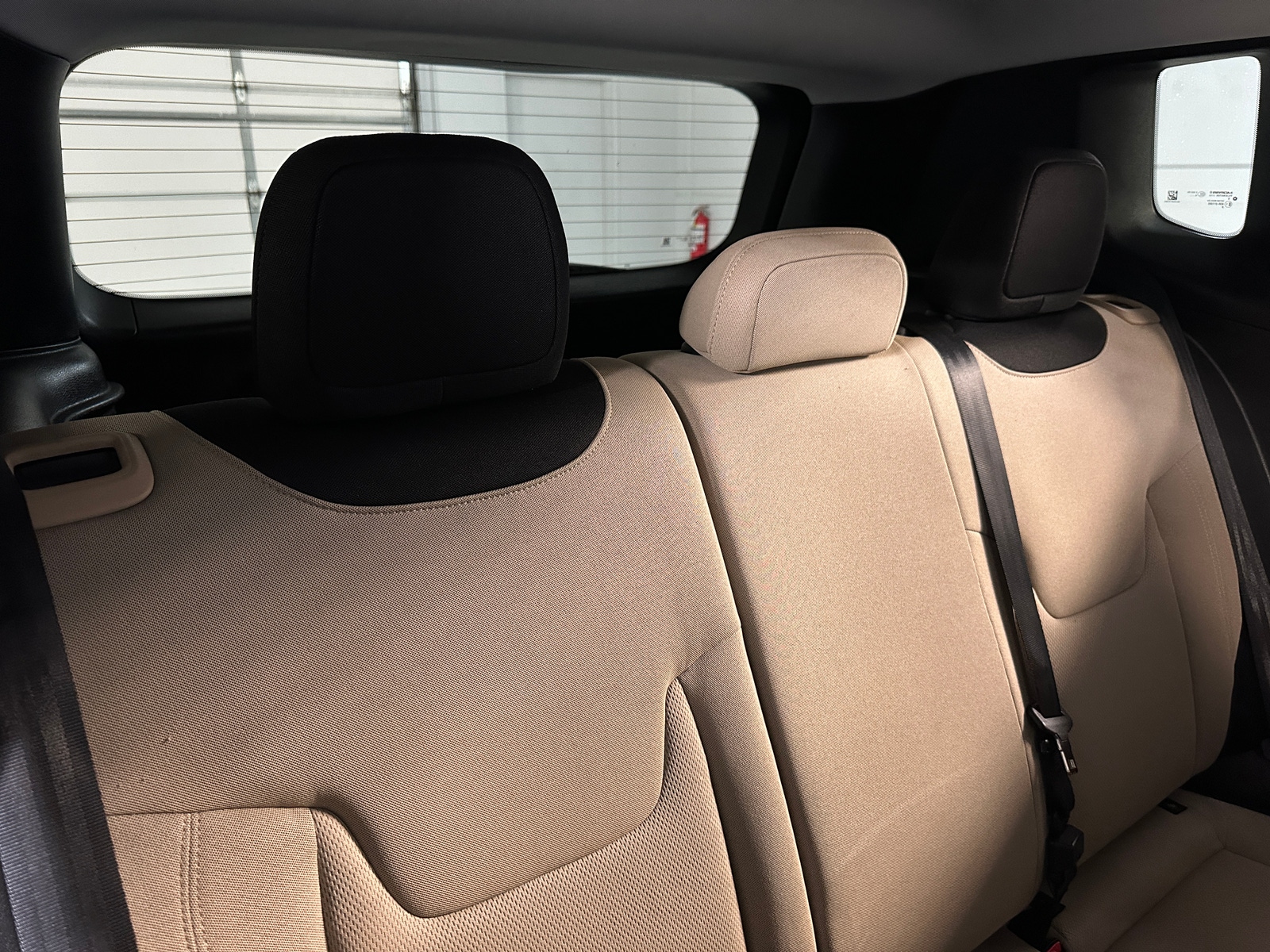 Thumbnail: 2016 Jeep Renegade - 6