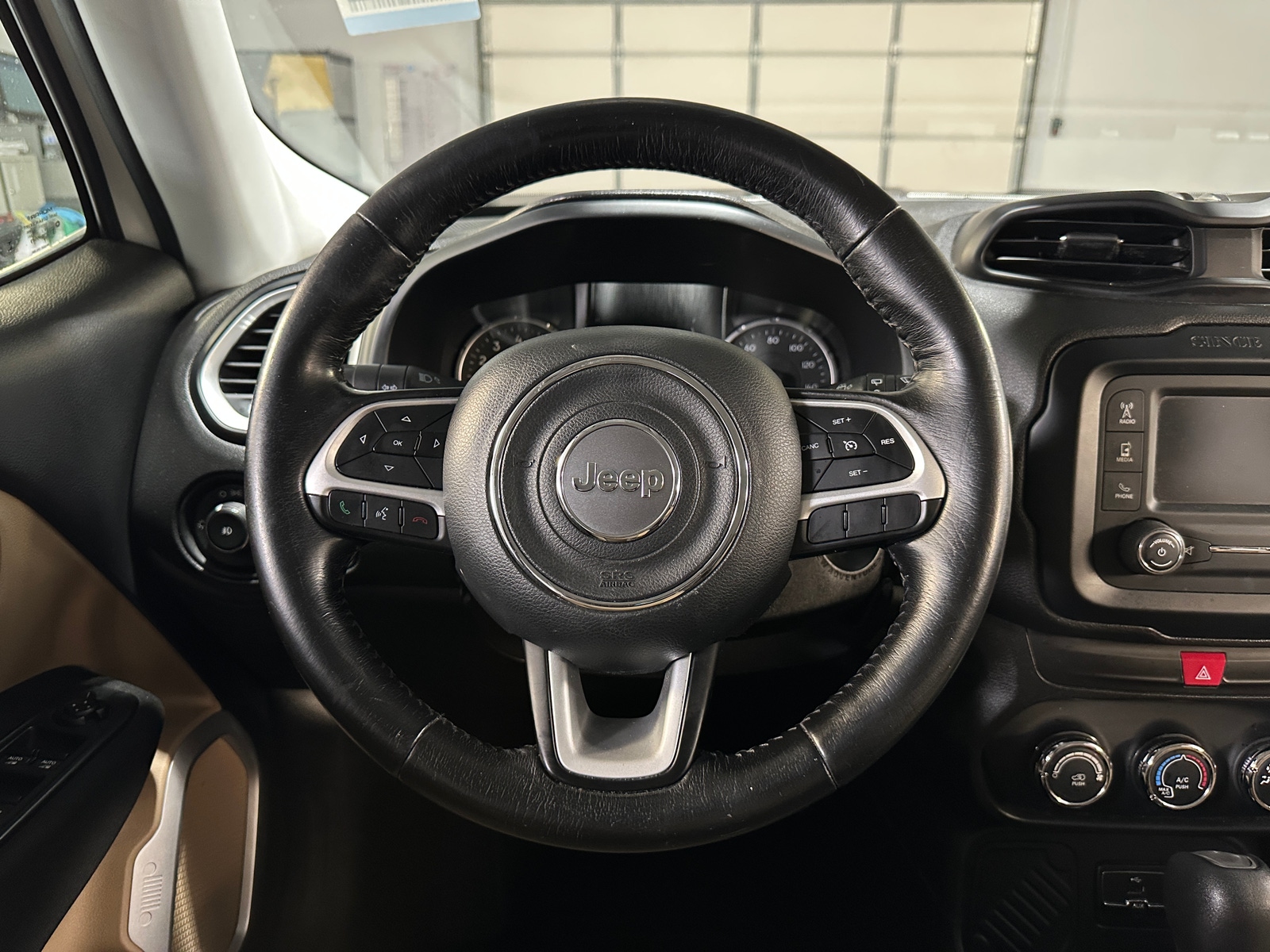 Thumbnail: 2016 Jeep Renegade - 5