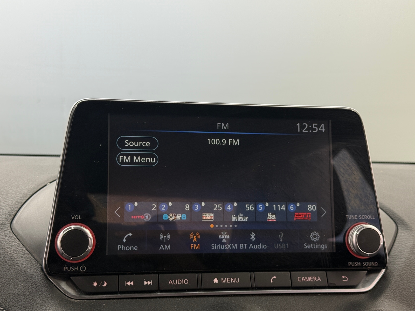 Thumbnail: 2021 Nissan Sentra - 4