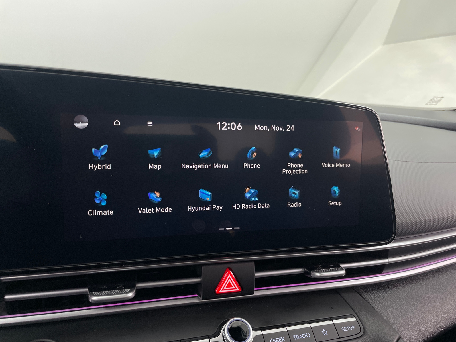 Thumbnail: 2023 Hyundai Elantra - 3