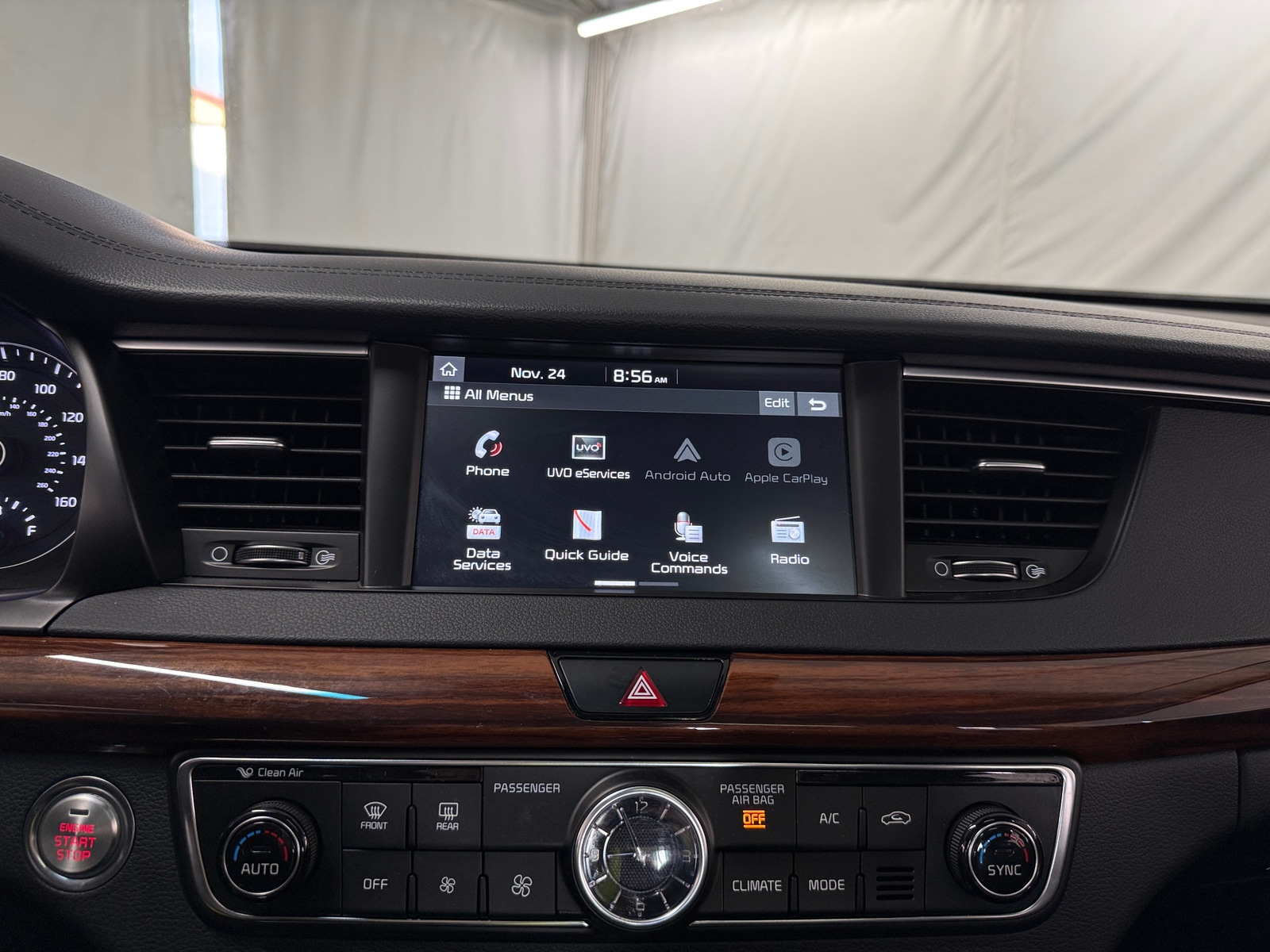 Thumbnail: 2019 Kia Cadenza - 3