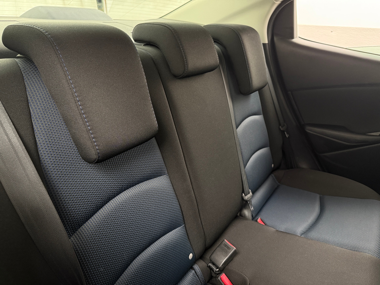 Thumbnail: 2018 Toyota Yaris iA - 6