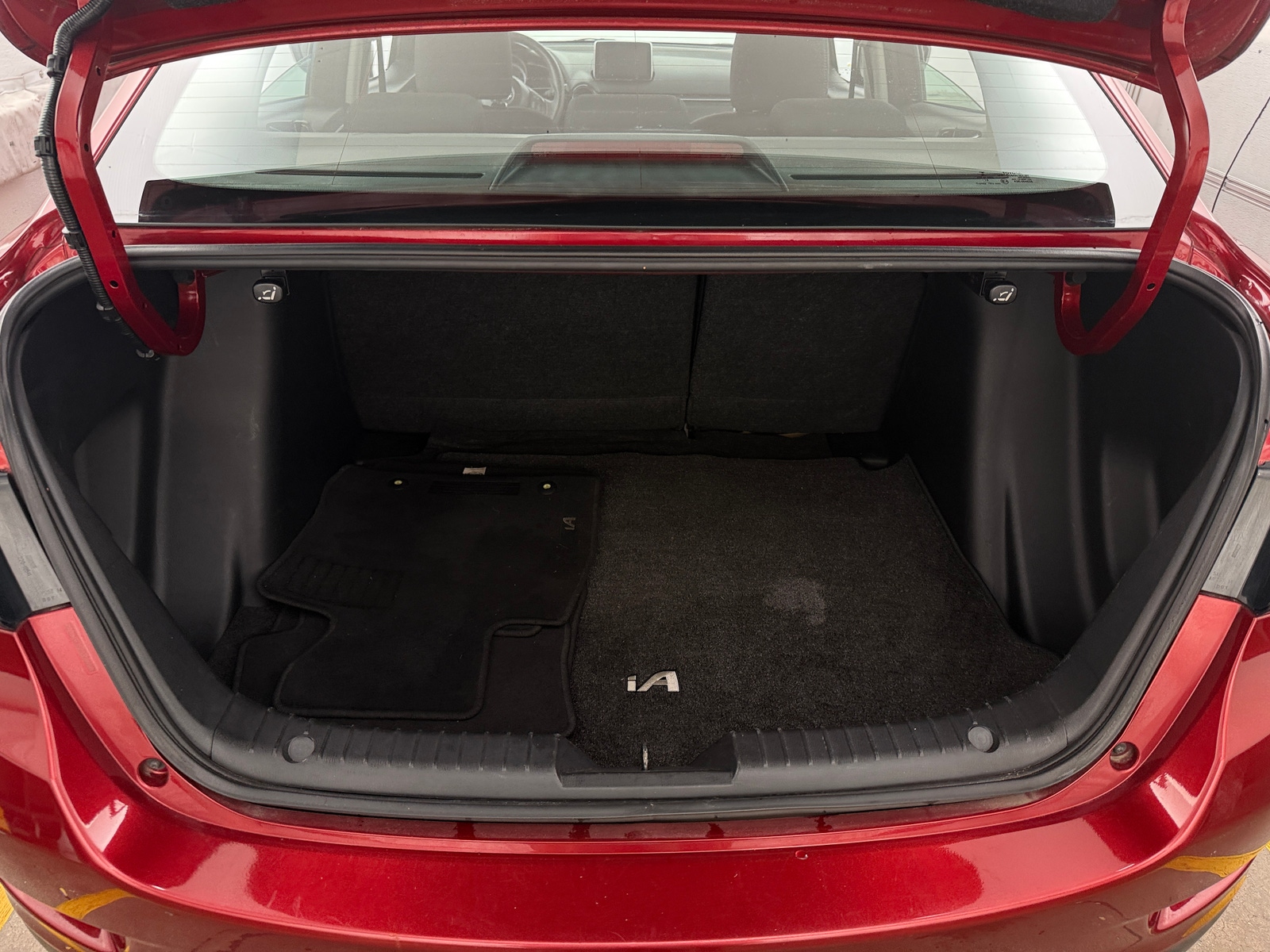 Thumbnail: 2018 Toyota Yaris iA - 7