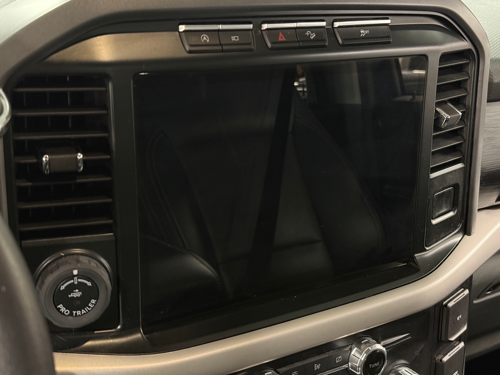 Thumbnail: 2021 Ford Econoline - 4