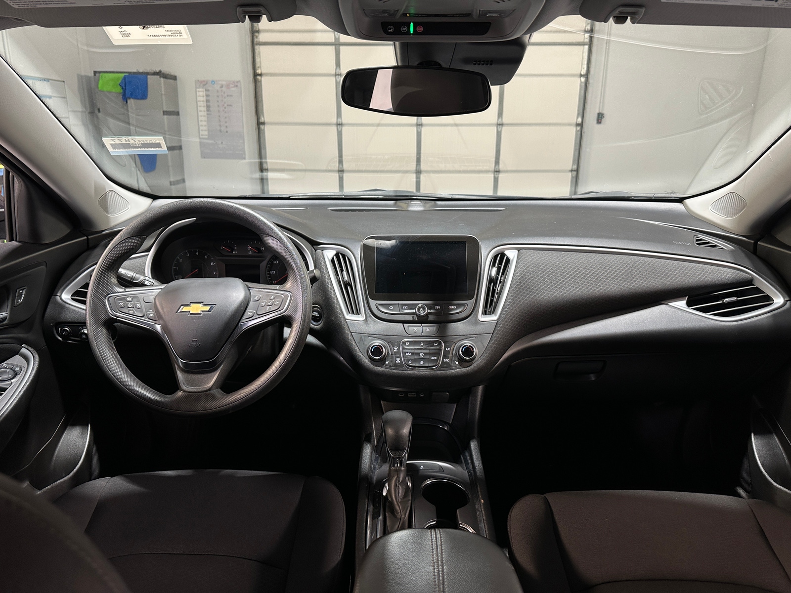 Thumbnail: 2023 Chevrolet Malibu - 3